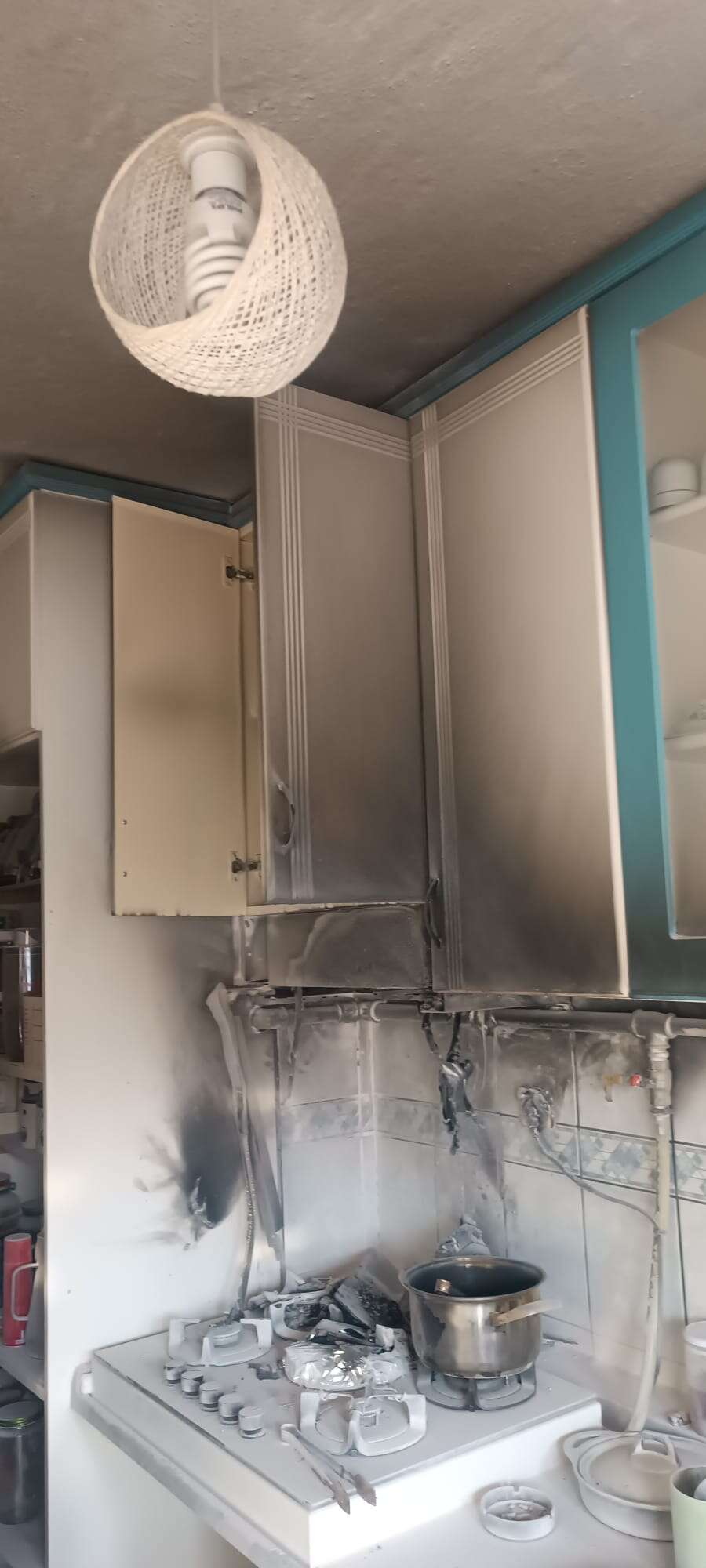 Menteşe’de Apartmanda Aspiratör Yangını: Kısa Süreli Panik Yaşandı 1